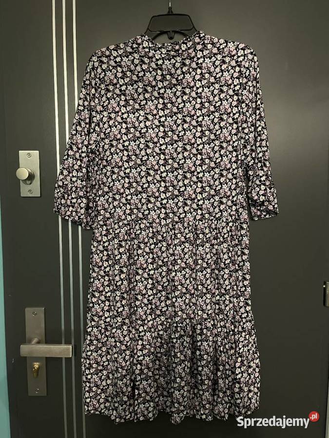 Saint Tropez sukienka modny wzór kwiaty floral Rozmiar 36(S) Choszczno