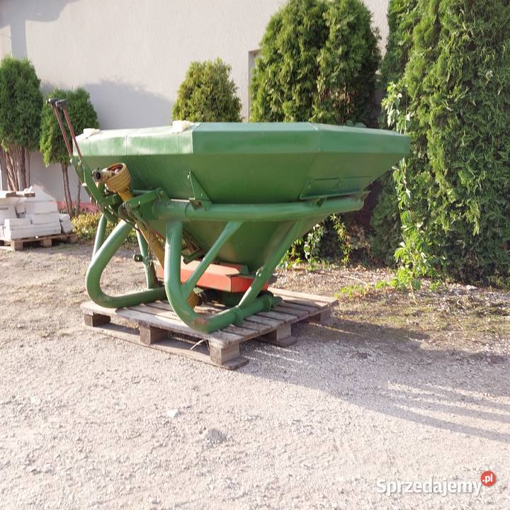 Sprzedam rozsiewacz do nawozów amazone zaf 803 Amazone Płowce