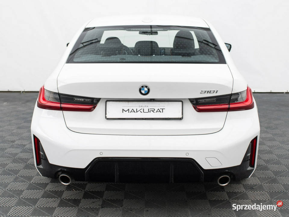 BMW 318 GD7P017318i Podgrzf Kcof LED Pół skóra Pępowo