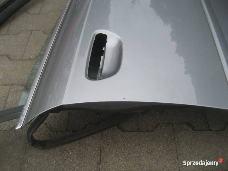 audi a4 b7 0507r drzwi przód prawe kod LY7G Rakoniewice