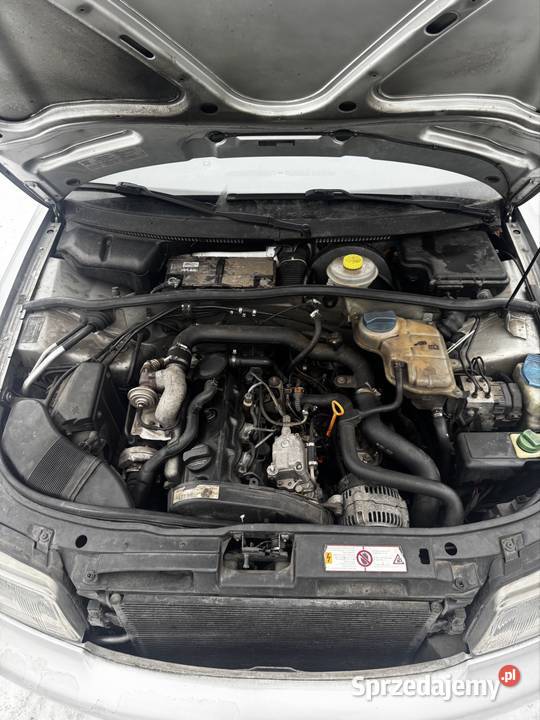 Sprzedam Audi a4 b5 19tdi 90 1998r 4/5 Samochody osobowe Namysłów