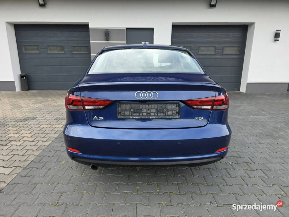 Audi A3 sedan16 TDIskóramanualnawigacjaopłacona Żabno