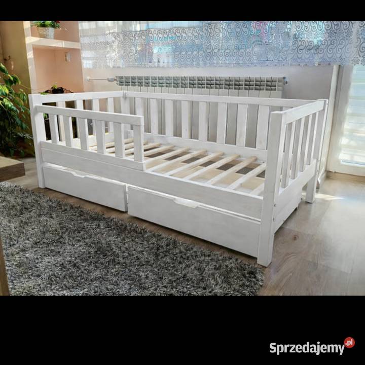 Łóżko drewniane pojedyncze mazowieckie