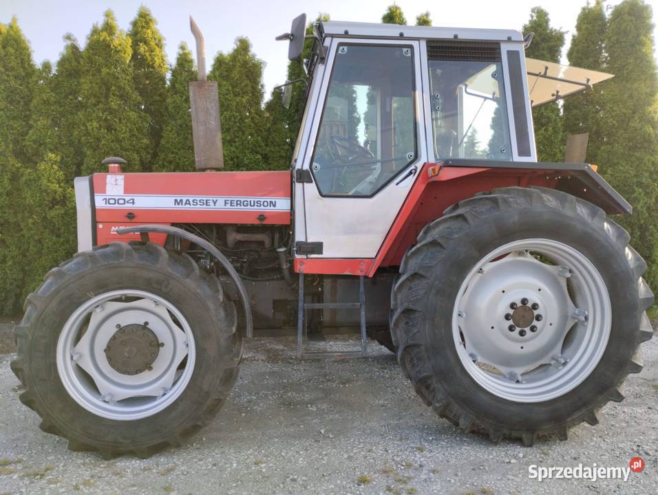 Ciągnik rolniczy Massey Ferguson1004