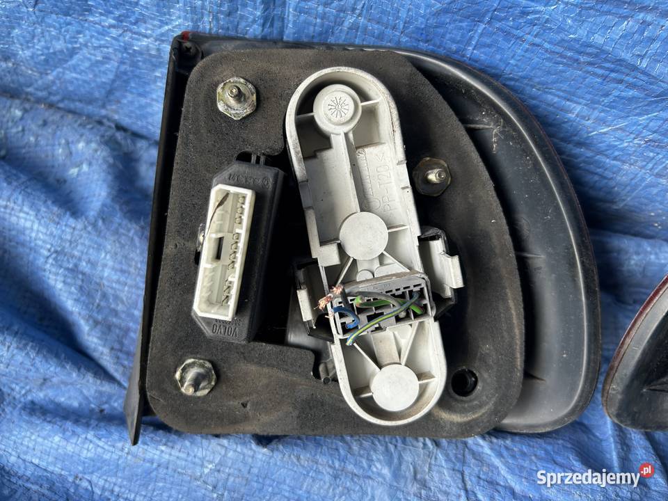 Volvo V40 Lampa Prawa Tylna Narożna Oryginalna Lampy tylne