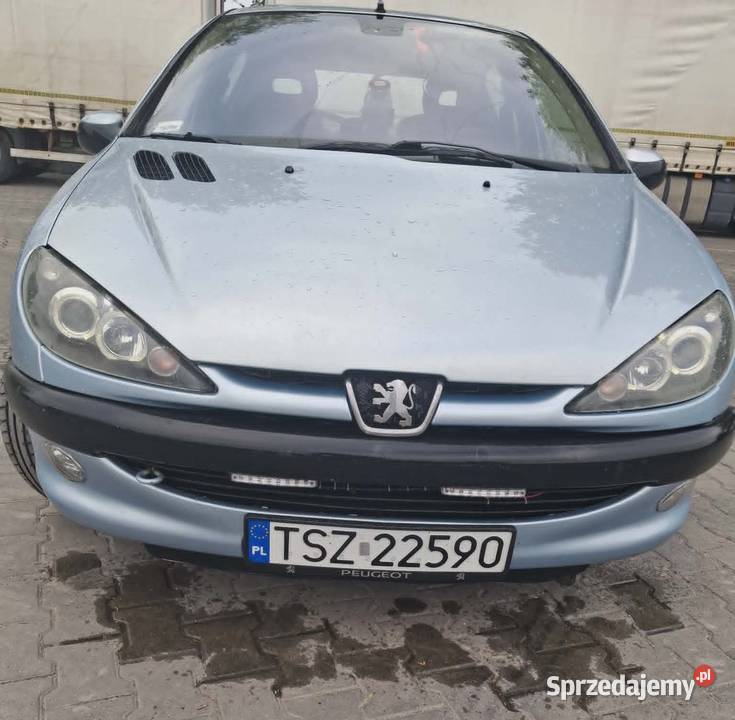 PEUGOT 206 16 16v światła przeciwmgielne 206 Motoryzacja Bidziny