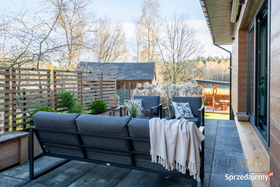 Dom wolnostojący Zakościele 968m2 96.8m2 łódzkie