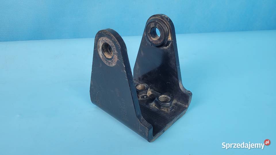 CASE IH PUMA 145 12r WSPORNIK KABINY PRAWY Kabina i karoseria Kolno