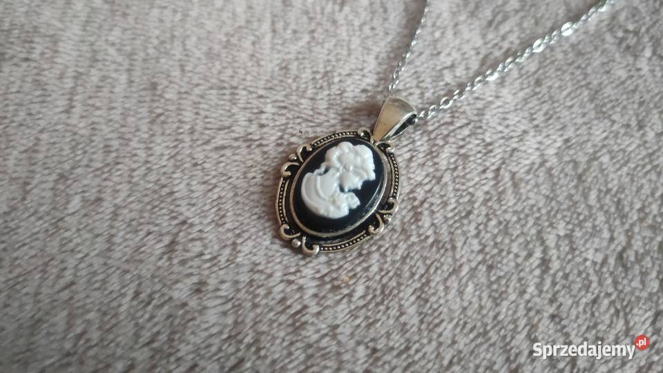 Wisior wisiorek naszyjnik kamea kobieta Tarnowskie Góry