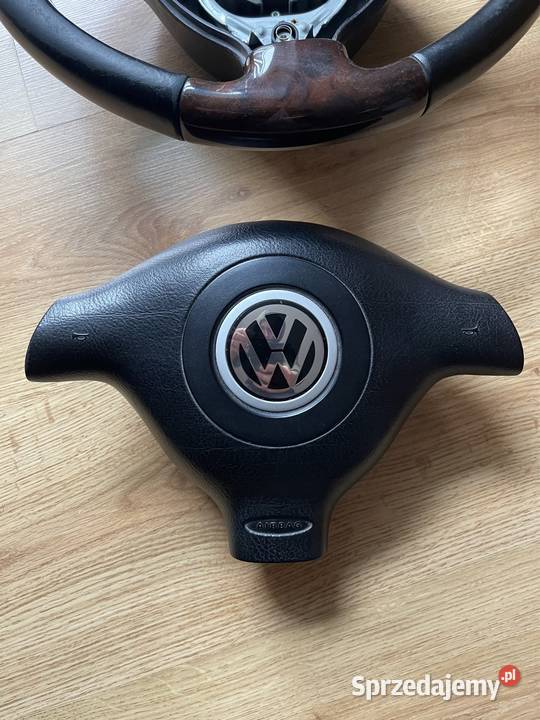 Kierownica drewno skóra Volkswagen Passat b5 fl Drezdenko