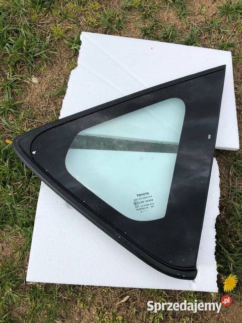 Toyota Auris II Hb szyba karoseryjna prawa tył Części samochodowe Białystok