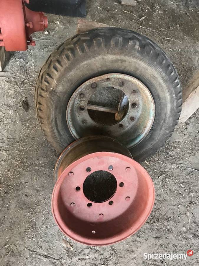 Oś do rozrzutnika plus koło felga sprzedam