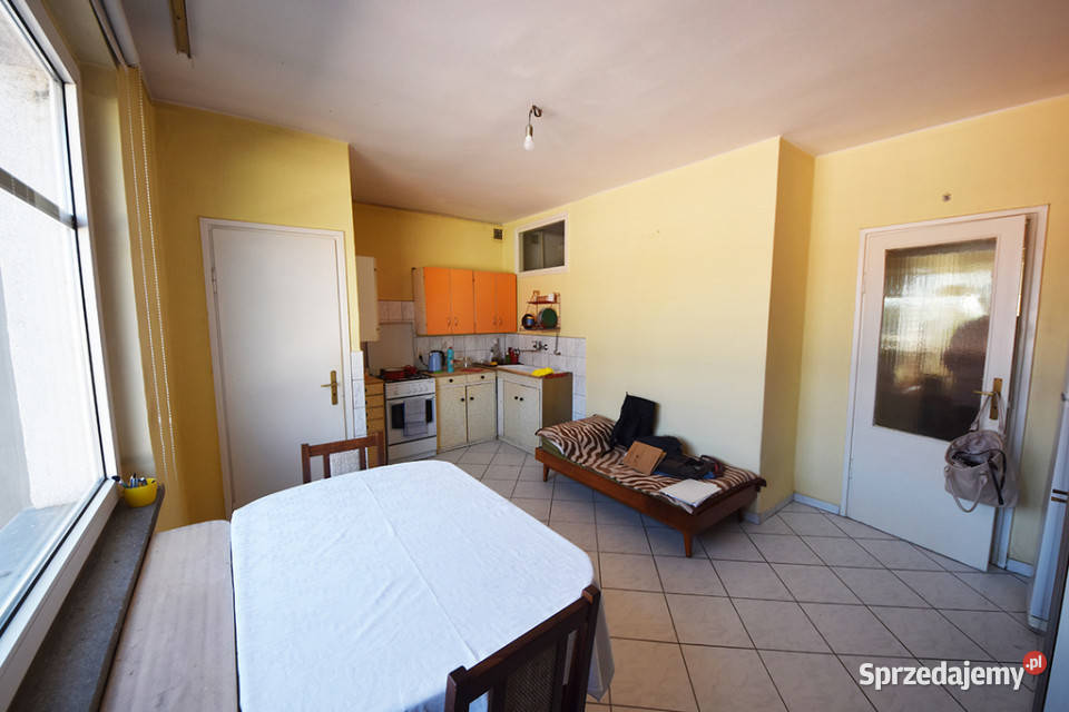 Sprzedaż mieszkania 2pokOpole Krakowska balkon