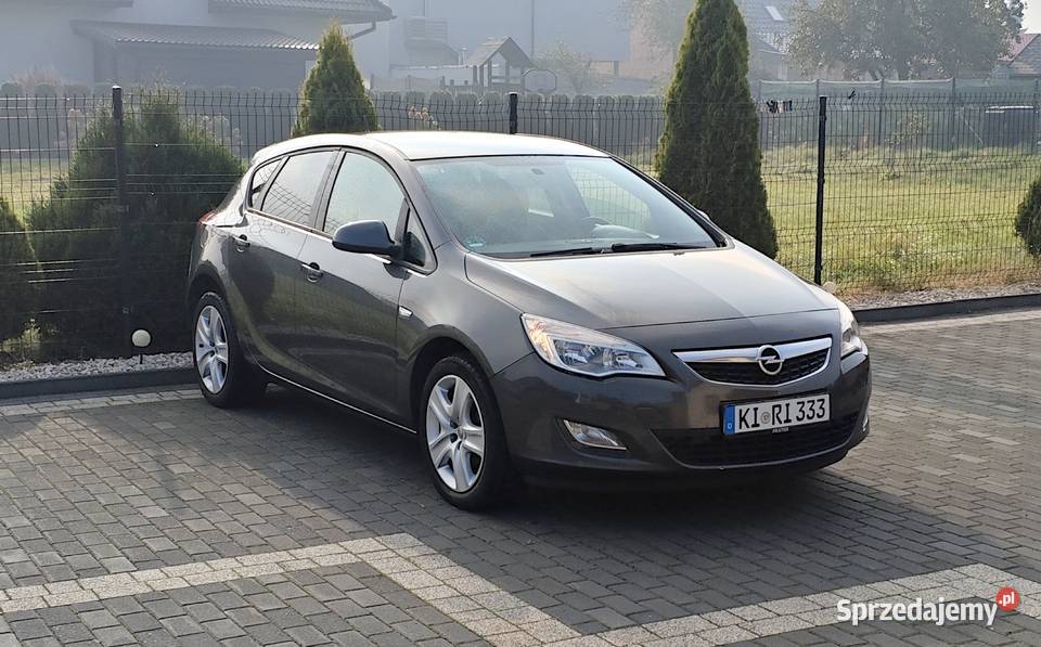 Opel Astra 14T Benzyna Turbo dobrze wyposażona manualna Wola
