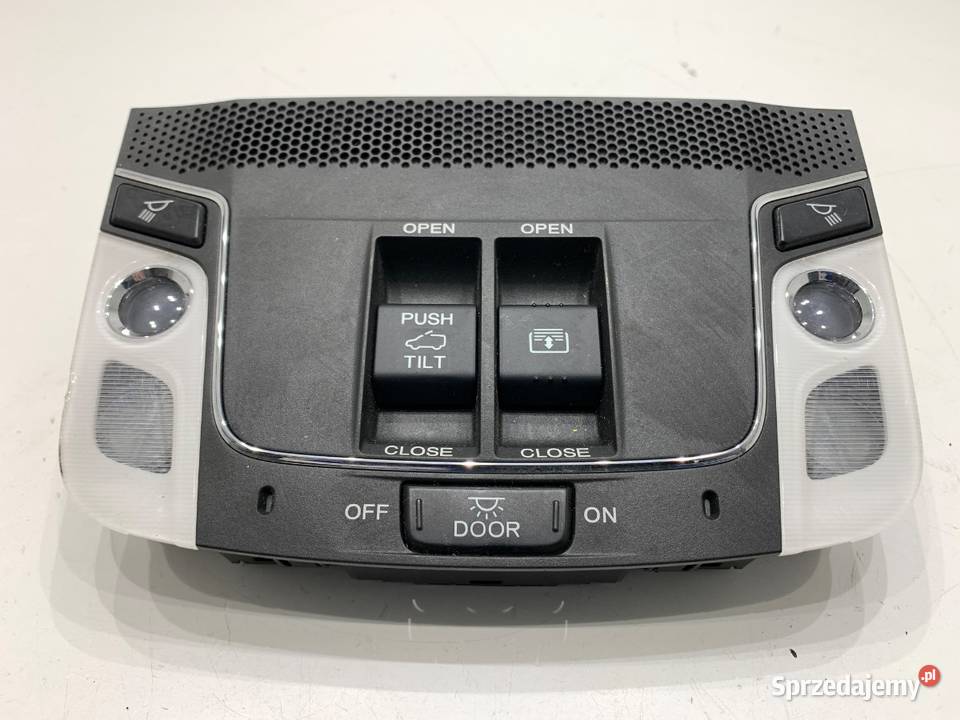 LAMPA SUFITOWA HONDA HRV Crossover WNĘTRZA