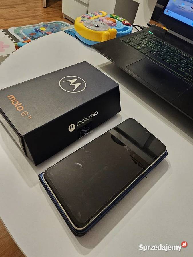 Sprzedam Smartfon Motorola Moto E13 Biała Skierniewice