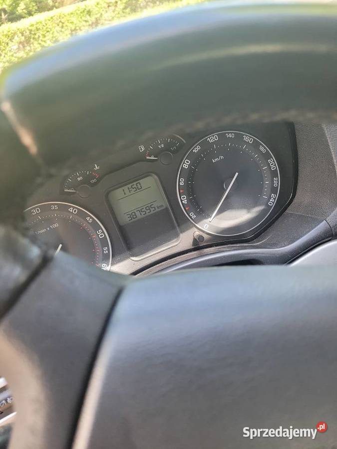 Skoda octavia 2 19 TDI gniazdo USB Chorzów sprzedam