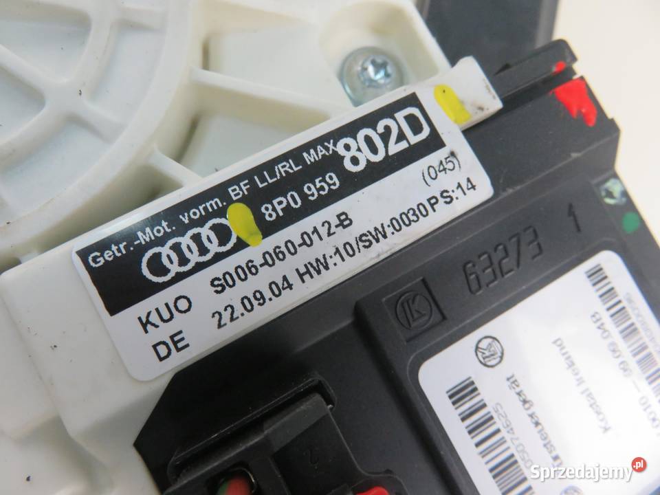 PODNOŚNIK SZYBY PRAWY 3D AUDI A3 8P 8P0959802D