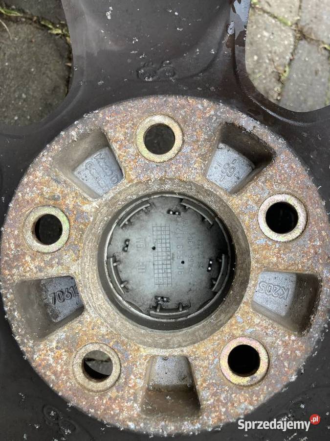 Felgi Aluminiowe do Opla oponami zimowymi Chorzów