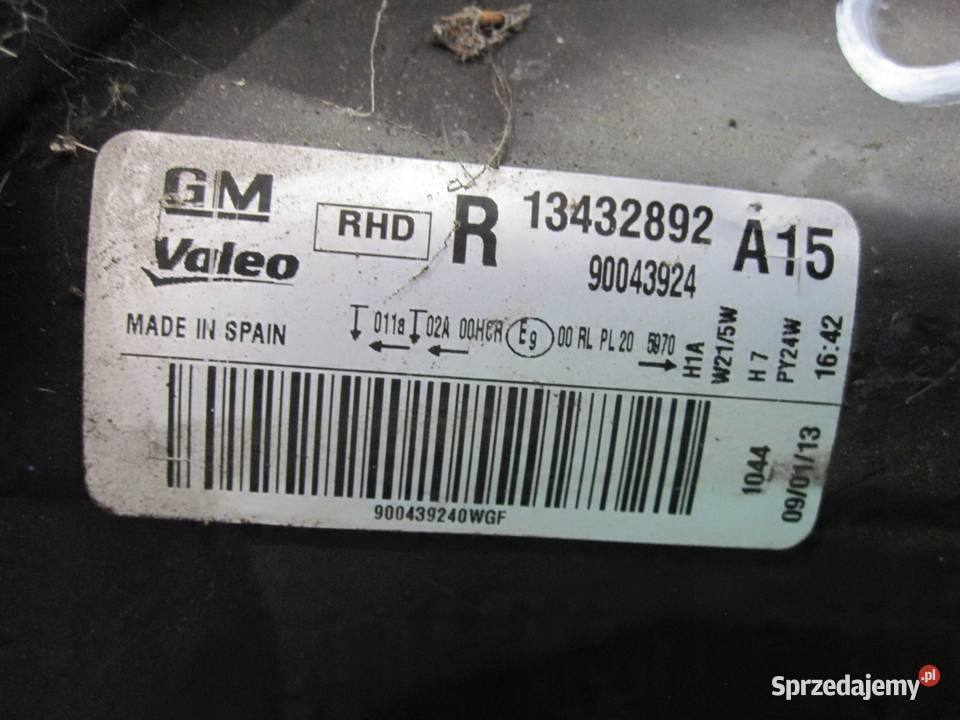 OPEL CORSA D lampa prawa przód 13432892 90003113 Lampy przednie świętokrzyskie
