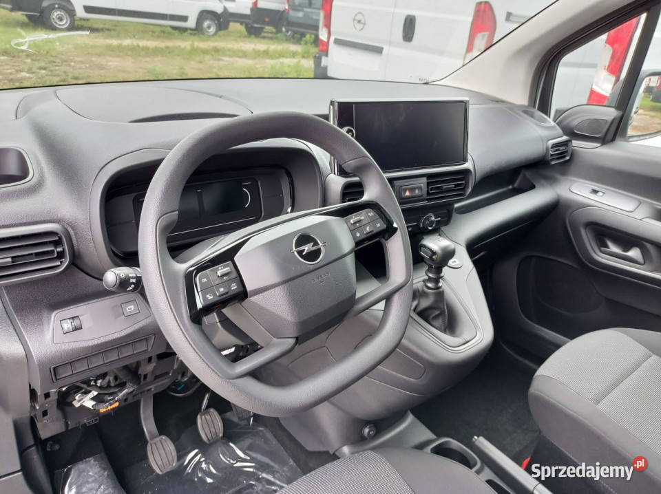 Opel Combo Opel Combo Cargo EKRAN L2 15 102 1500cm3 Warszawa