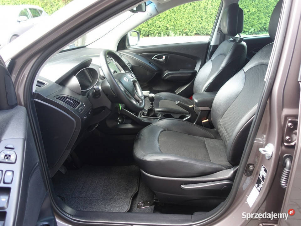 Hyundai ix35 16i Półskóra Klimatronik Alu Ledy ESP ix35