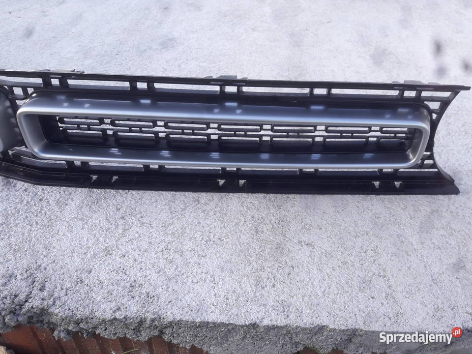 Dodge Challenger SXT 2019 grill atrapa Domaniów