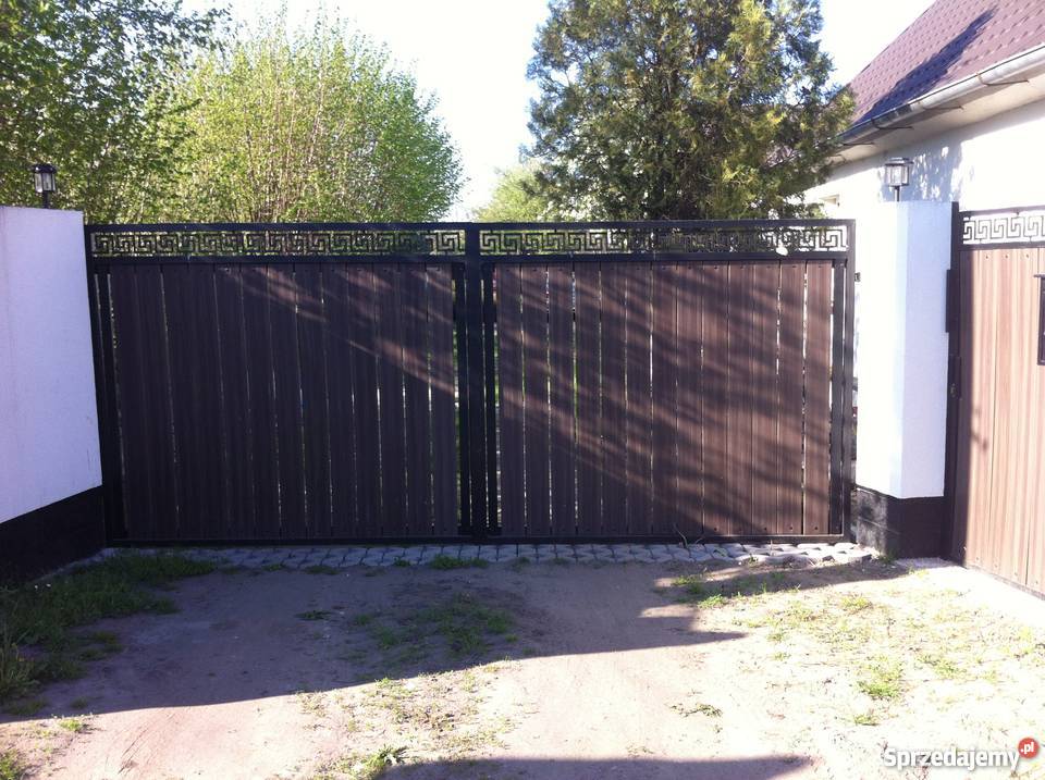 BRAMY PRZESUWNE I DWUSKRZYDŁOWE