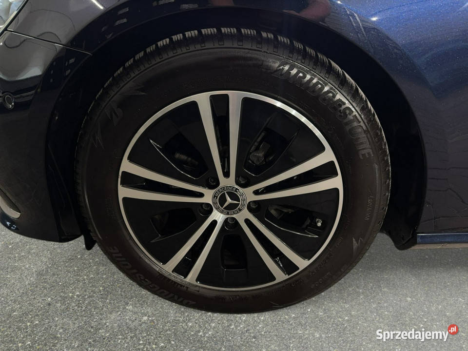 Mercedes E 220 VAT d T 20 mHEV 195 automat 2022 wielofunkcyjna kierownica