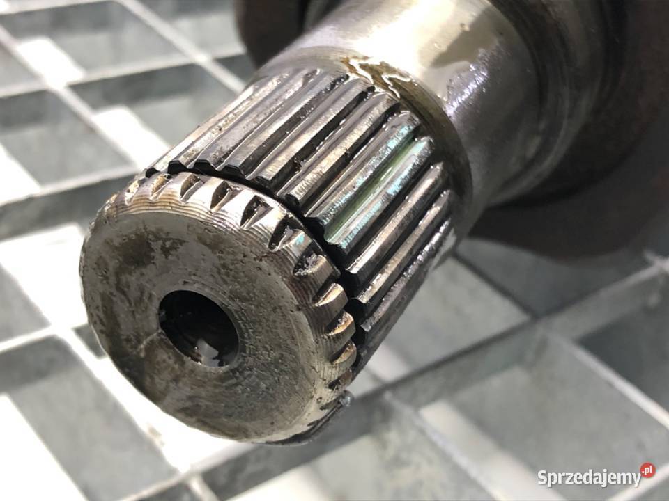 PÓŁOŚ PRAWY PRZÓD KIA CEED 20 140 0712 PRZEGUB osobowe