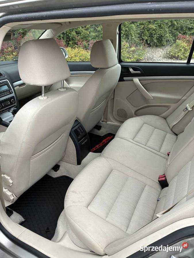 Skoda Octavia Kombi 20 TDI MR 09 Elegance DSG Poznań