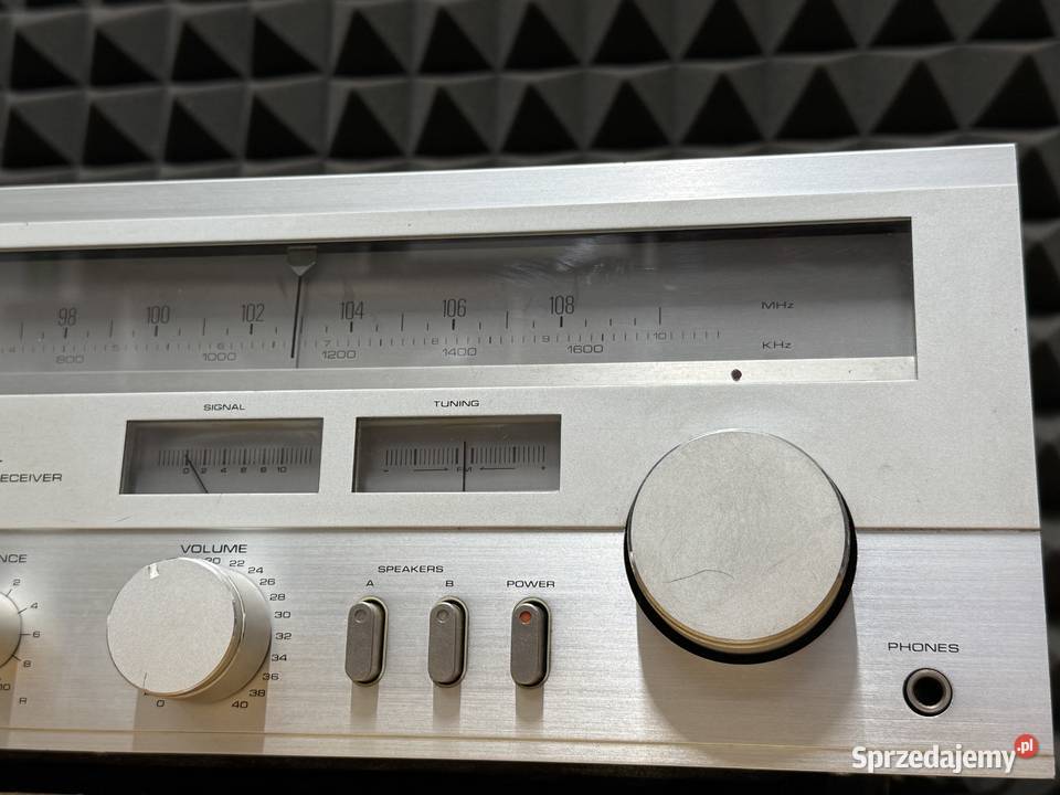 Amplituner Realistic STA820 sprzedam