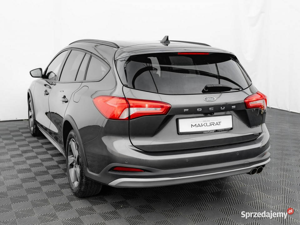 Ford Focus WD0922U10 EcoBoost Active Podgrzf światła przeciwmgielne Pępowo sprzedam