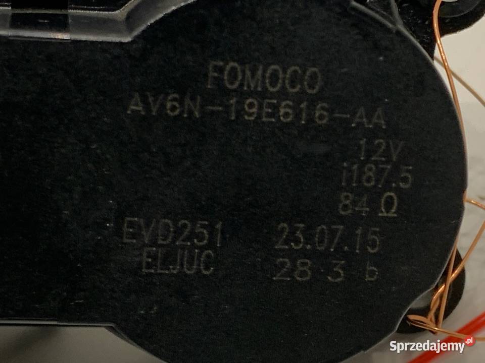 SILNIK NAGRZEWNICY FORD AV6N19E616AA KUGA II Silniki