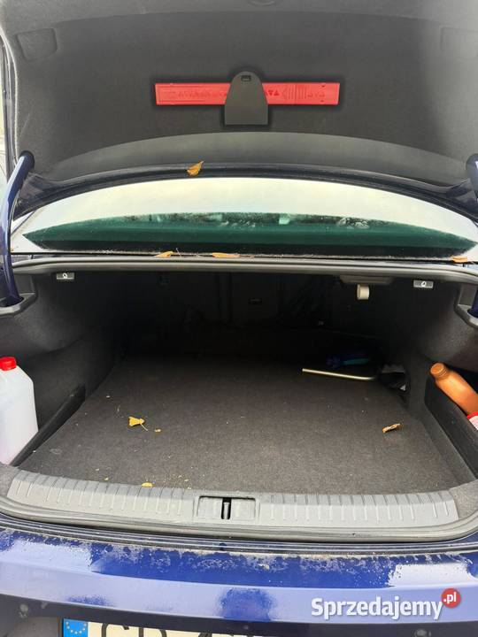 Syndyk sprzeda samochód marki Volkswagen Passat automatyczna Gdynia sprzedam