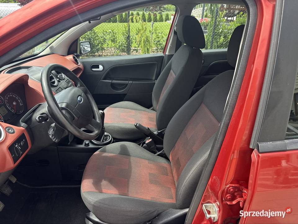 Ford Fiesta 14 benzyna LIFT Klimatyzacja Super Bierutów sprzedam