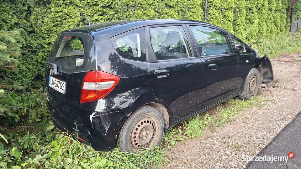 Honda Jazz uszkodzona Hipolitów