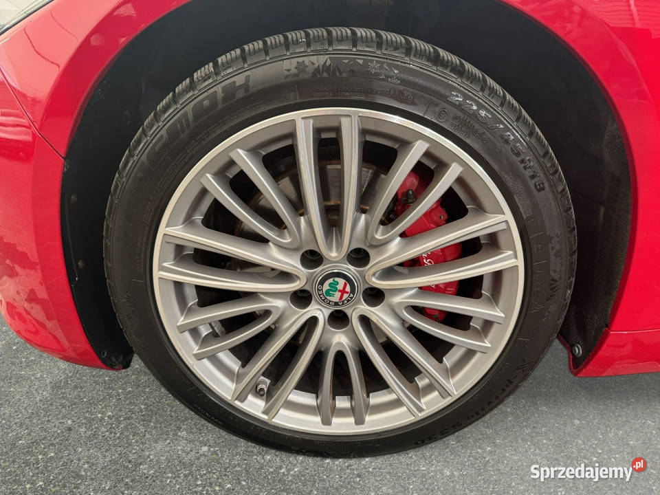 Alfa Romeo Giulia Veloce 20 Turbo 280 automat garażowany Myślenice