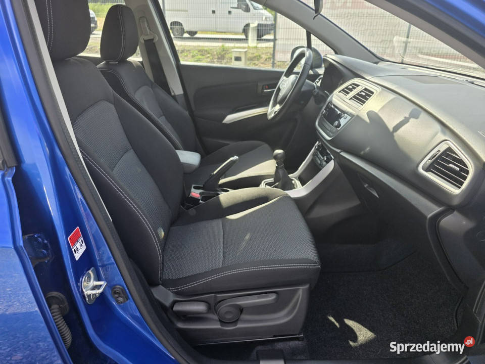 Suzuki SX4 SCross 16 16 VVT 4x4 120 Club serwis światła przeciwmgielne SX4 S-Cross Wojkowice