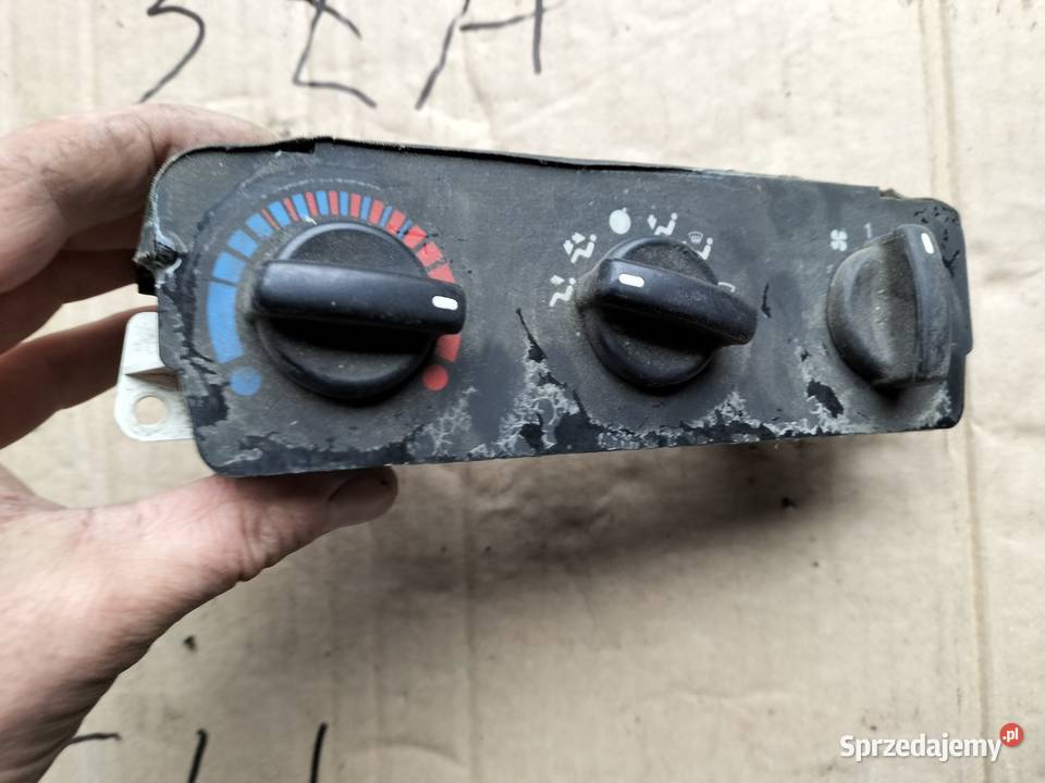 Panel Nawiewu FORD MONDEO MK1 93BW18D Wyposażenie wnętrza Kamień-Kolonia