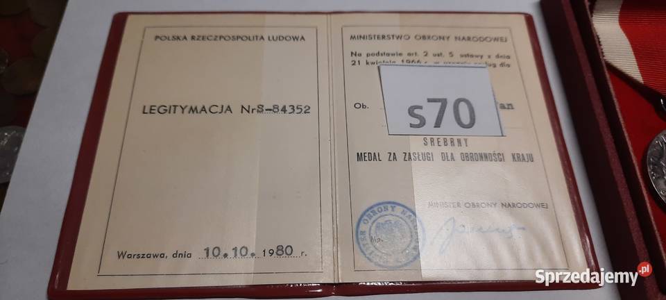 Srebrny medal zasługi obronności s70