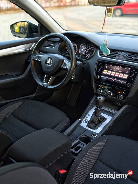 Skoda Octavia Kombi 20 TDI 150 DSG LED Grzane Rok produkcji 2019 Warszawa