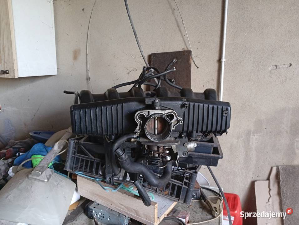 Kolektor ssący BMW E39 Części samochodowe opolskie Gorzów Śląski