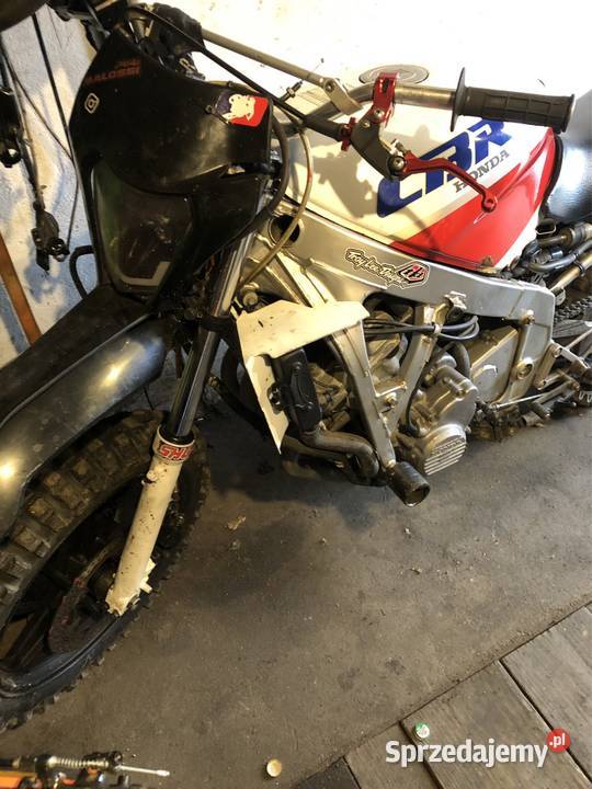 Honda cbr 600 f1 nieuszkodzony pomorskie