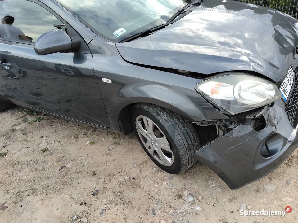 Kia ceed uszkodzony przód Płock
