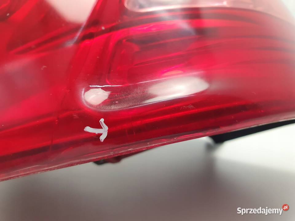 Citroen C5 III X7 kombi TYLNA LAMPA LEWA lewy Rudka