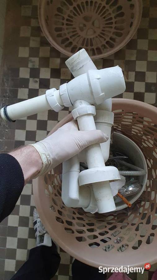 Małe kolanka syfony rurki łazienkowe Warszawa sprzedam