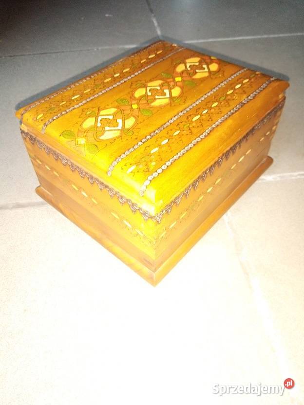 Papierośnica bułgarska Kobylnica