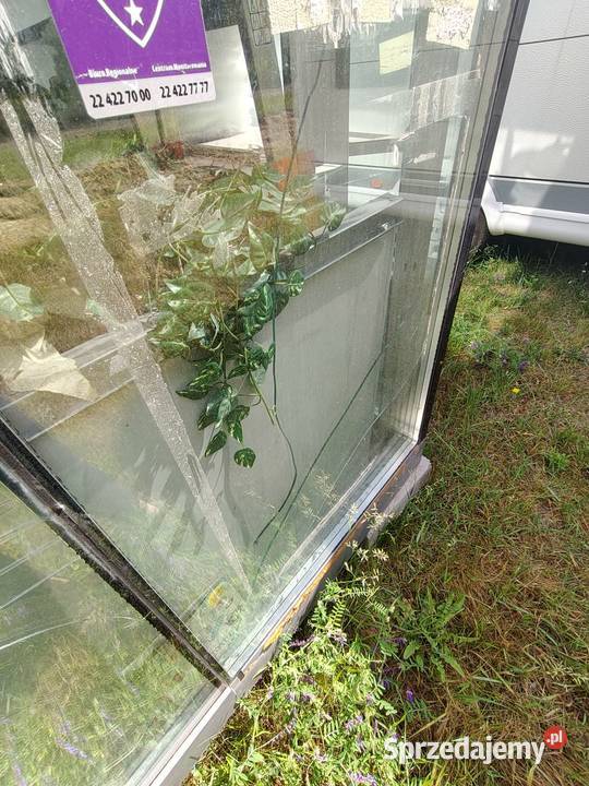 Kiosk pawilon handlowy Komorów