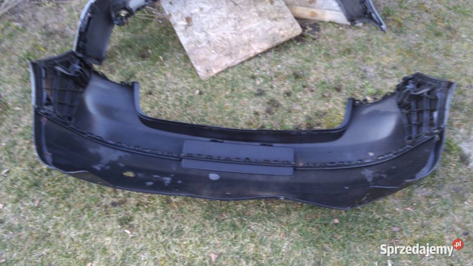 Golf 5 zderzak tył kompletny z lampkami do Czarny Las